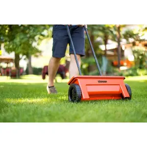 Carucior pentru imprastiat, 12 l