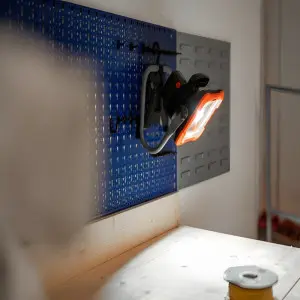 Proiector LED 21 V Stocker