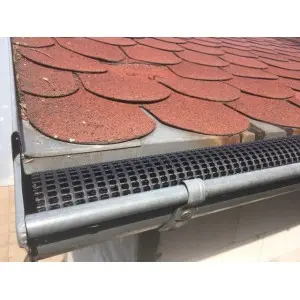 Grilaj Horti-Pipe pentru burlane contra frunzelor